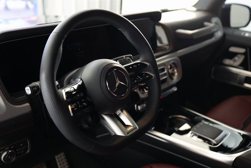 Used 2025 Mercedes-Benz G 63 AMG 4MATIC image 18