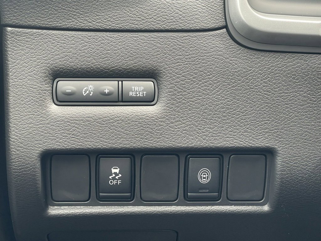 Certified 2024 Nissan Murano SV w/ SV Midnight Edition Package image 12