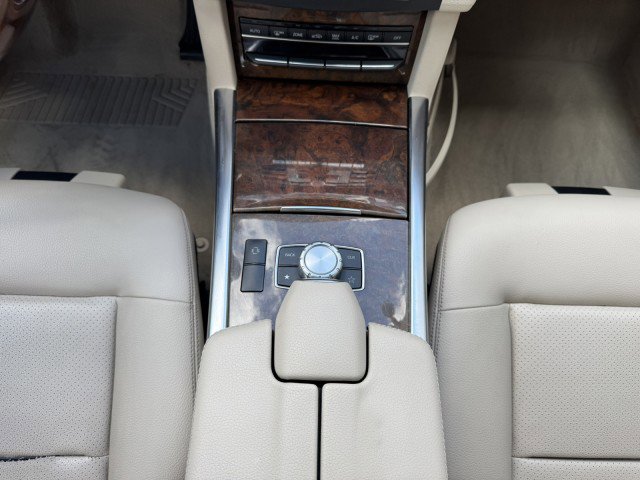 Used 2014 Mercedes-Benz E 350 4MATIC Sedan w/ Premium 1 Package image 28