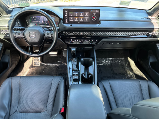 Used 2025 Honda Accord Sport image 19