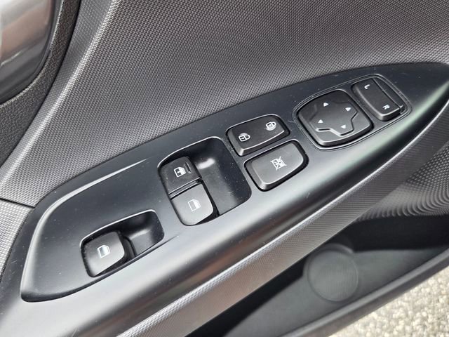 Used 2020 Hyundai Veloster 2.0 image 31