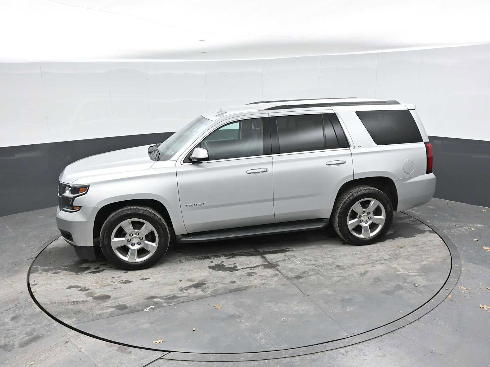 Used 2016 Chevrolet Tahoe LT w/ Luxury Package image 13