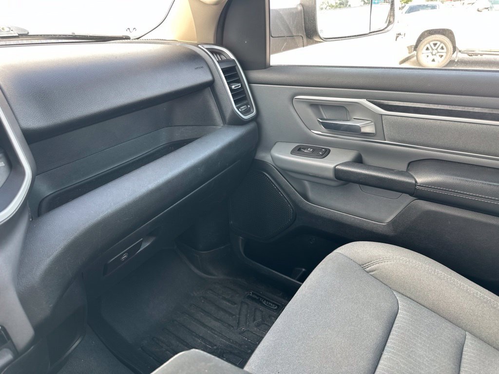 Used 2020 RAM 1500 Big Horn AWD/4WD image 46