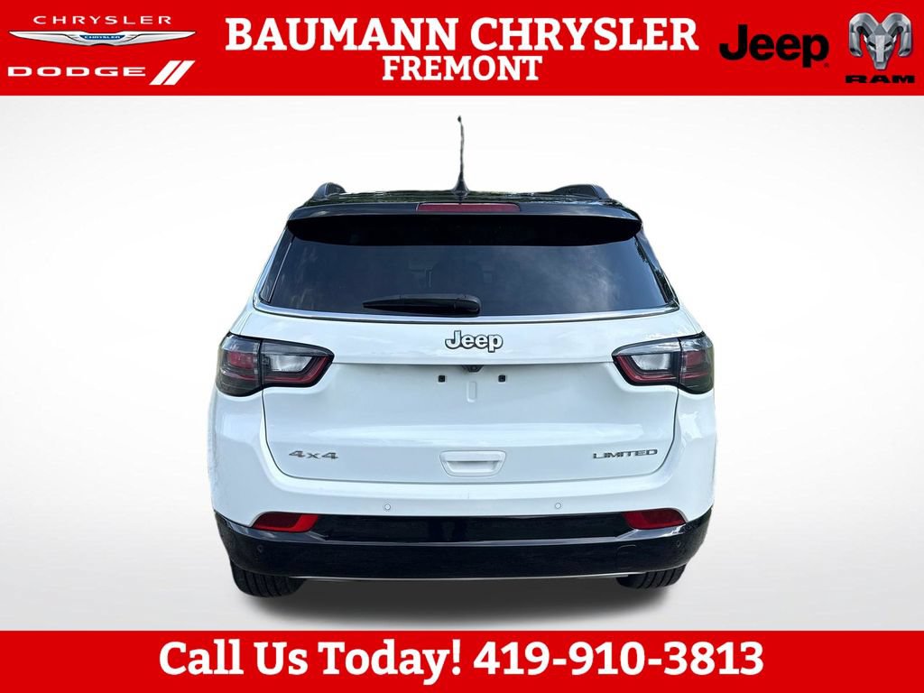Used 2023 Jeep Compass Limited w/ Elite Group AWD/4WD image 5
