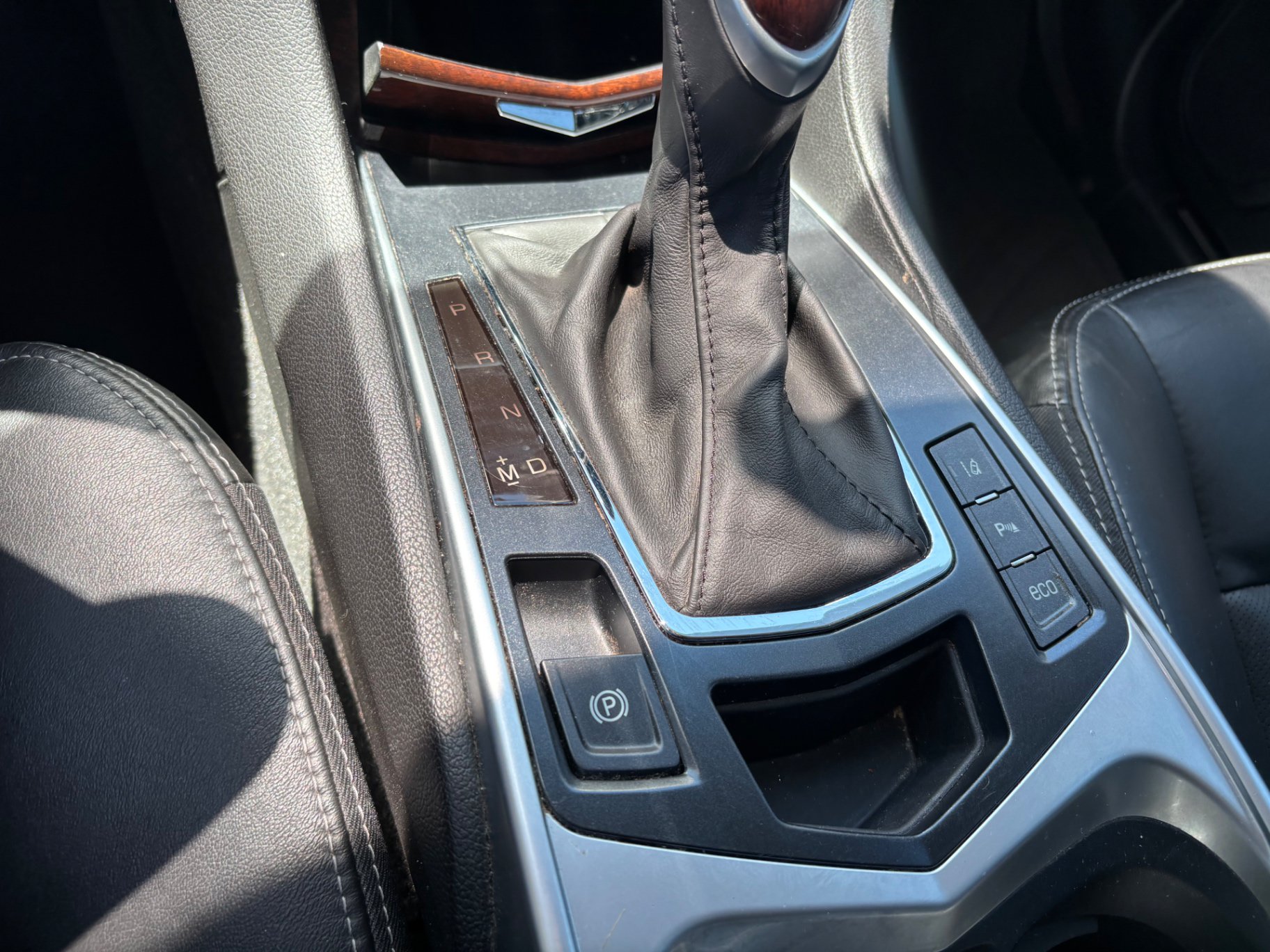 Used 2016 Cadillac SRX Luxury w/ Driver Awareness Package FWD image 16