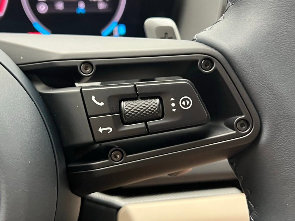 New 2025 Porsche Panamera image 8