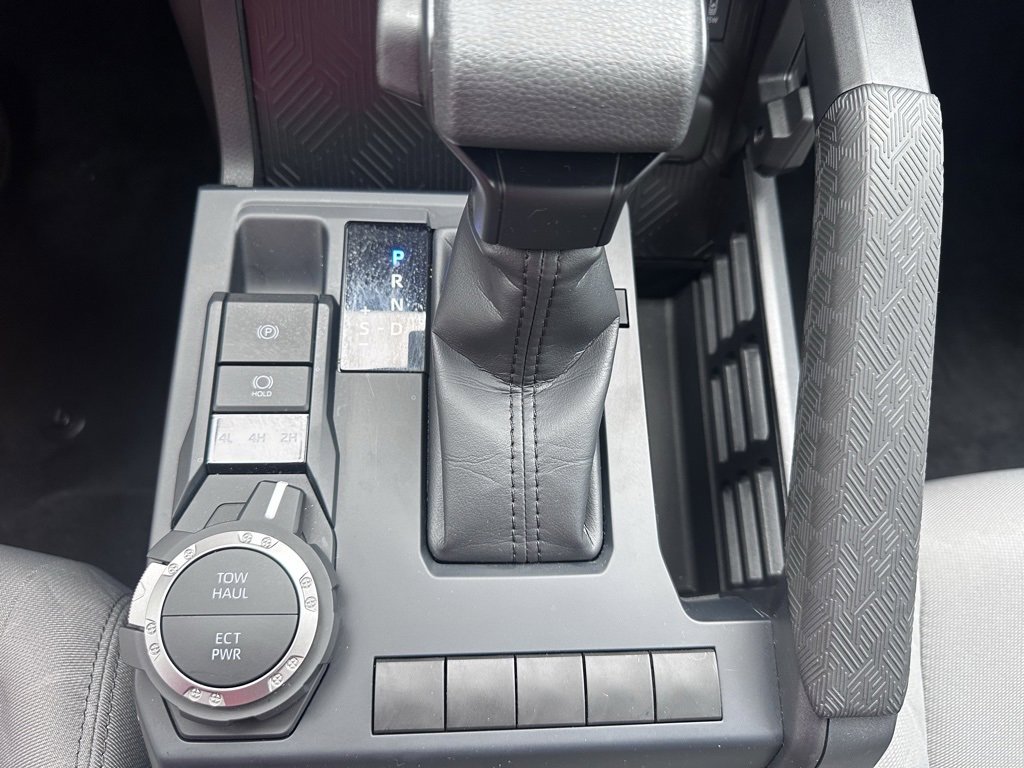 Used 2025 Toyota Tacoma SR5 image 18