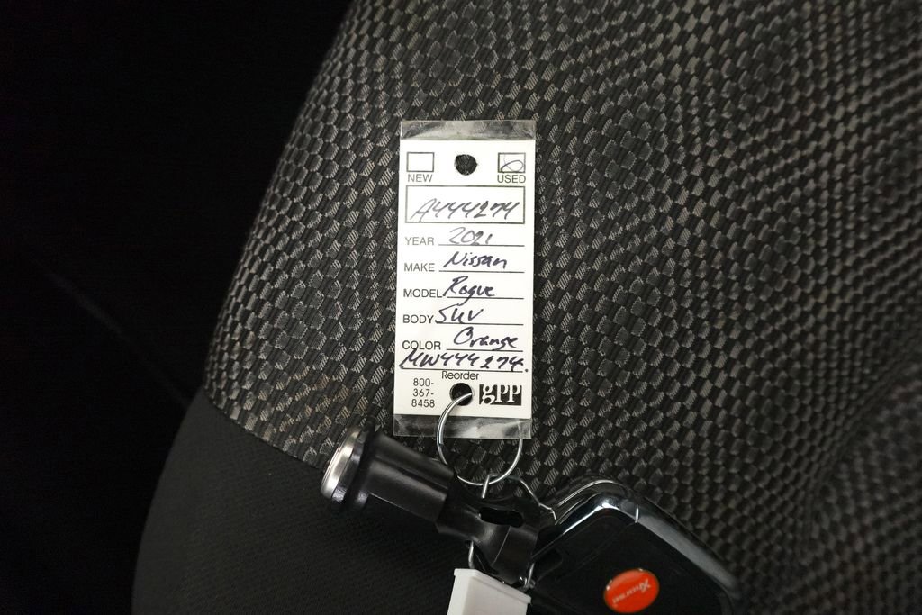 Used 2021 Nissan Rogue Sport SV image 32