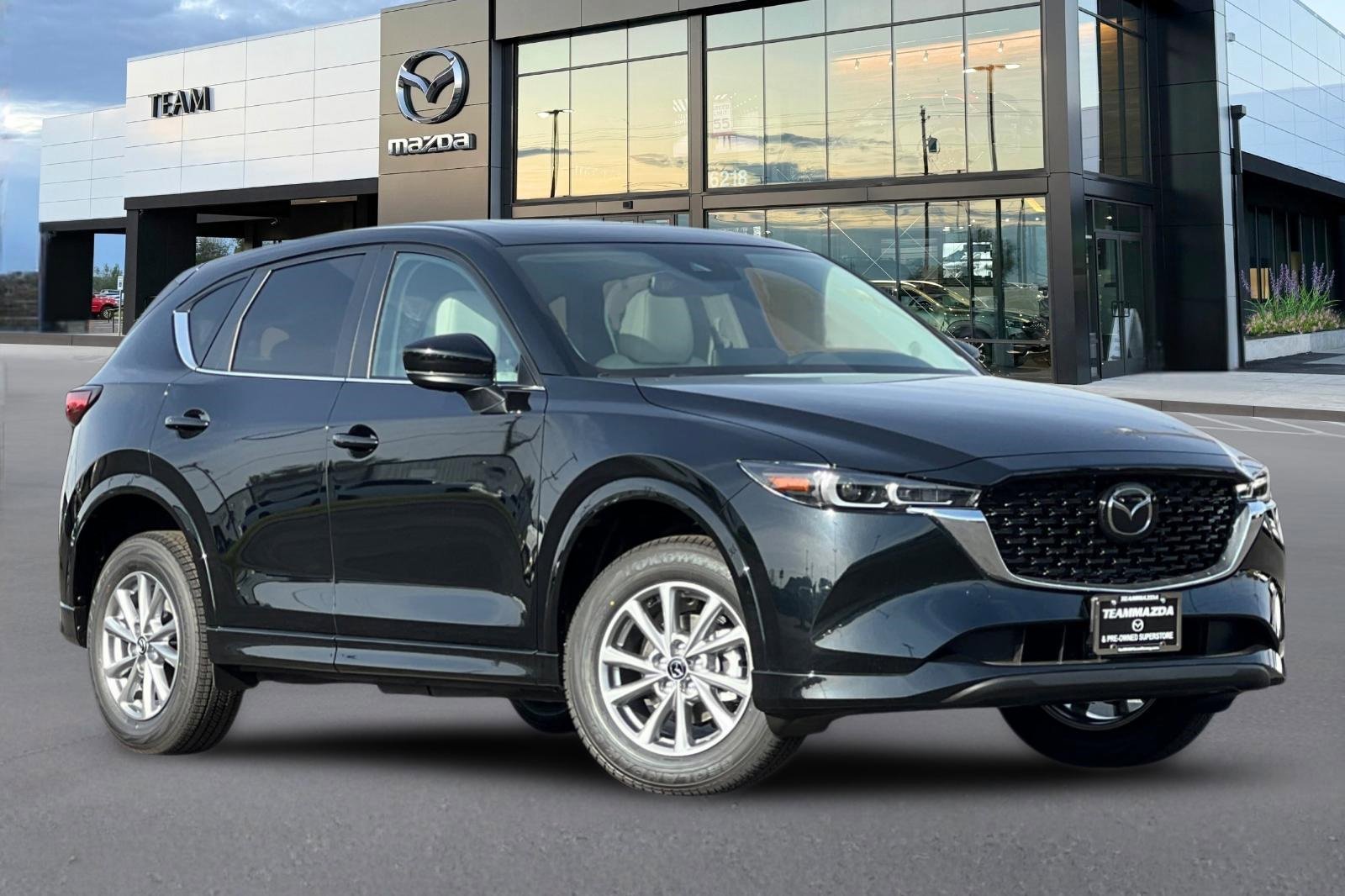 New 2025 MAZDA CX-5 AWD 2.5 S w/ Preferred Package image 2