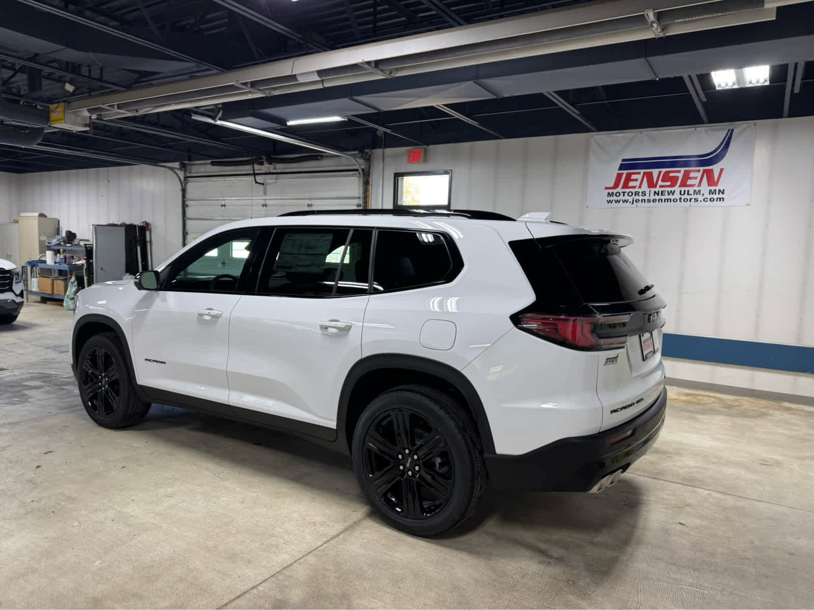 New 2026 GMC Acadia Elevation image 5