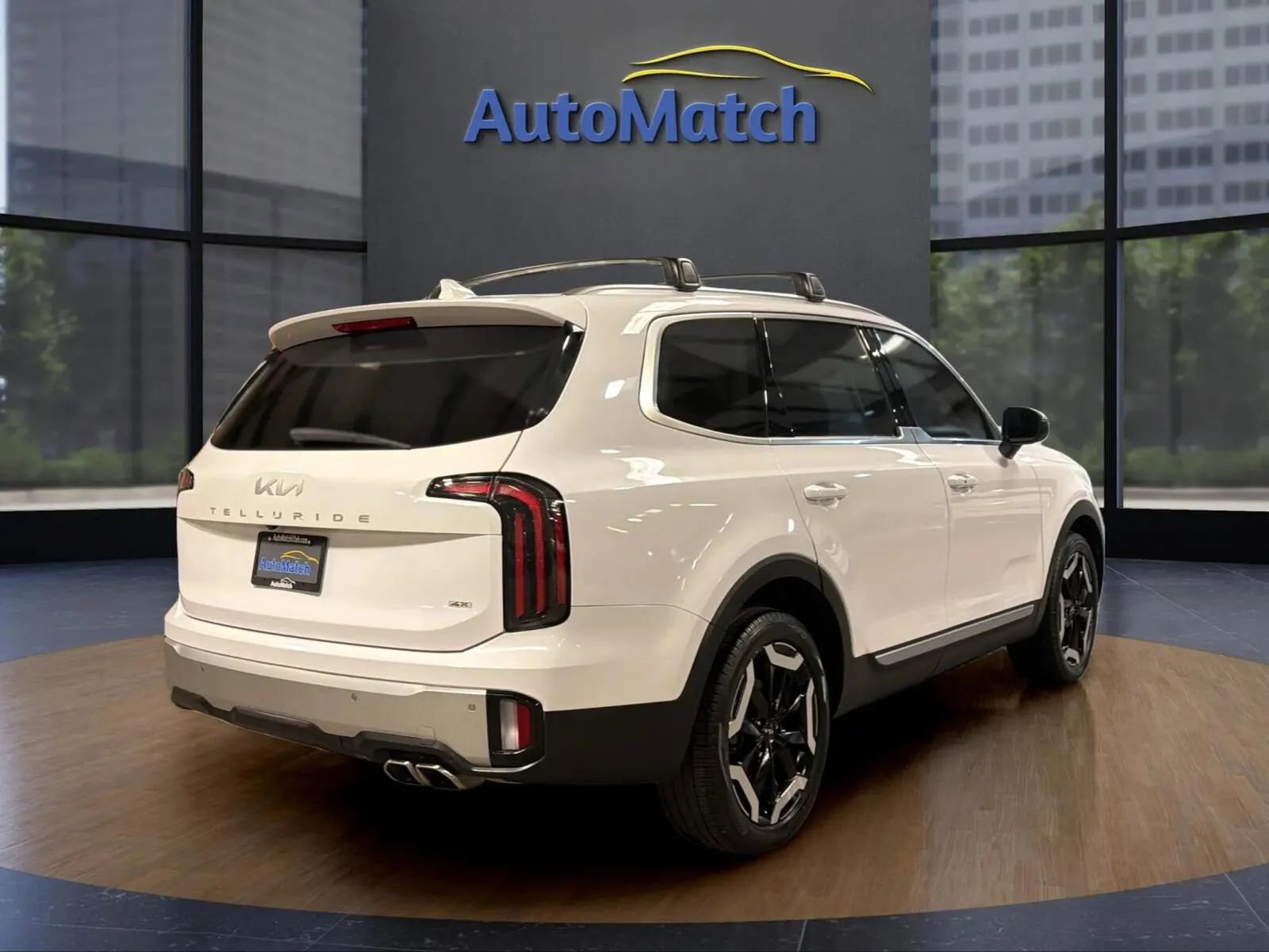 Used 2024 Kia Telluride EX image 11