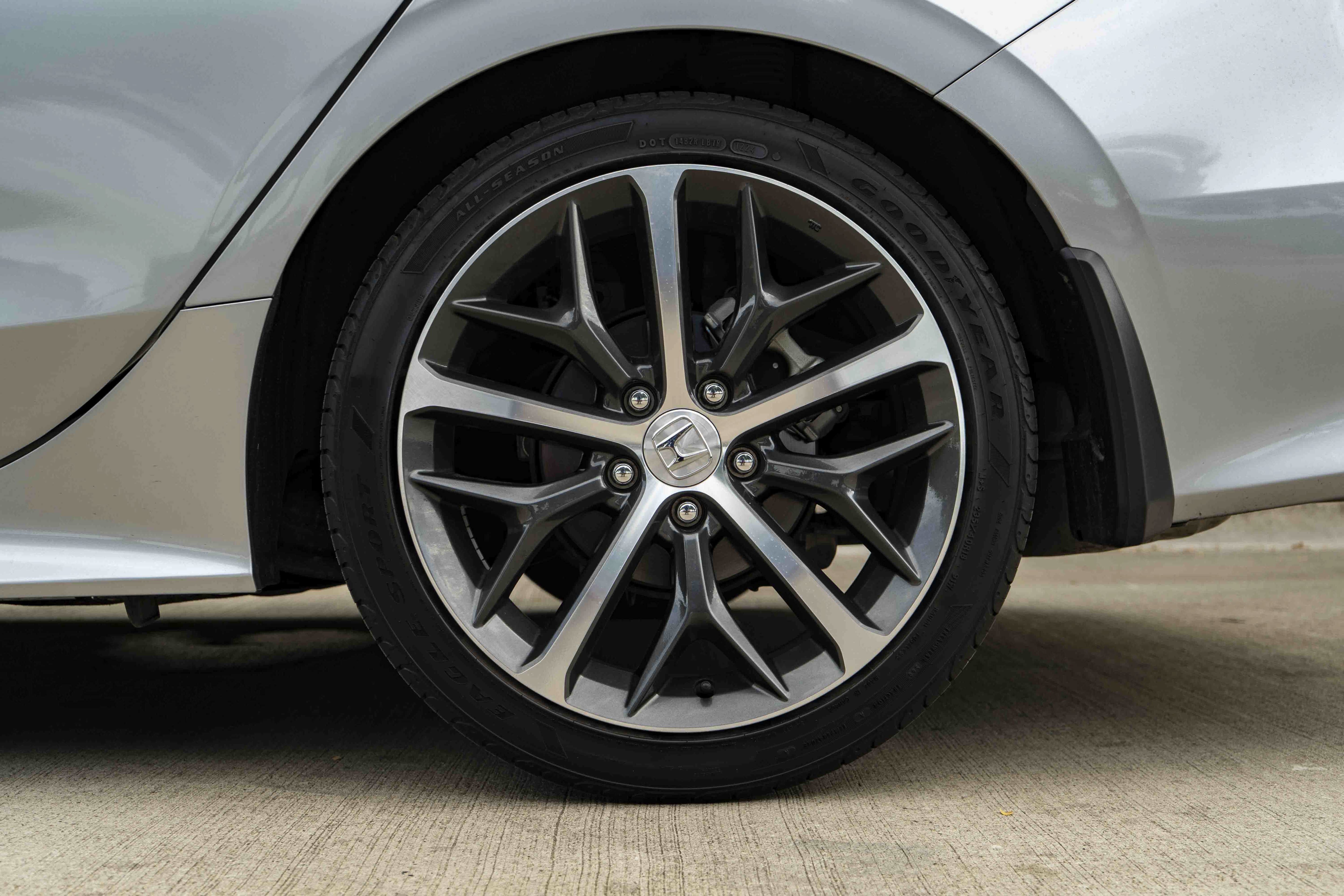 Certified 2024 Honda Civic Touring image 15