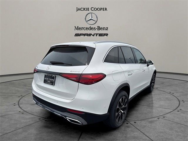 New 2025 Mercedes-Benz GLC 350e 4MATIC image 4