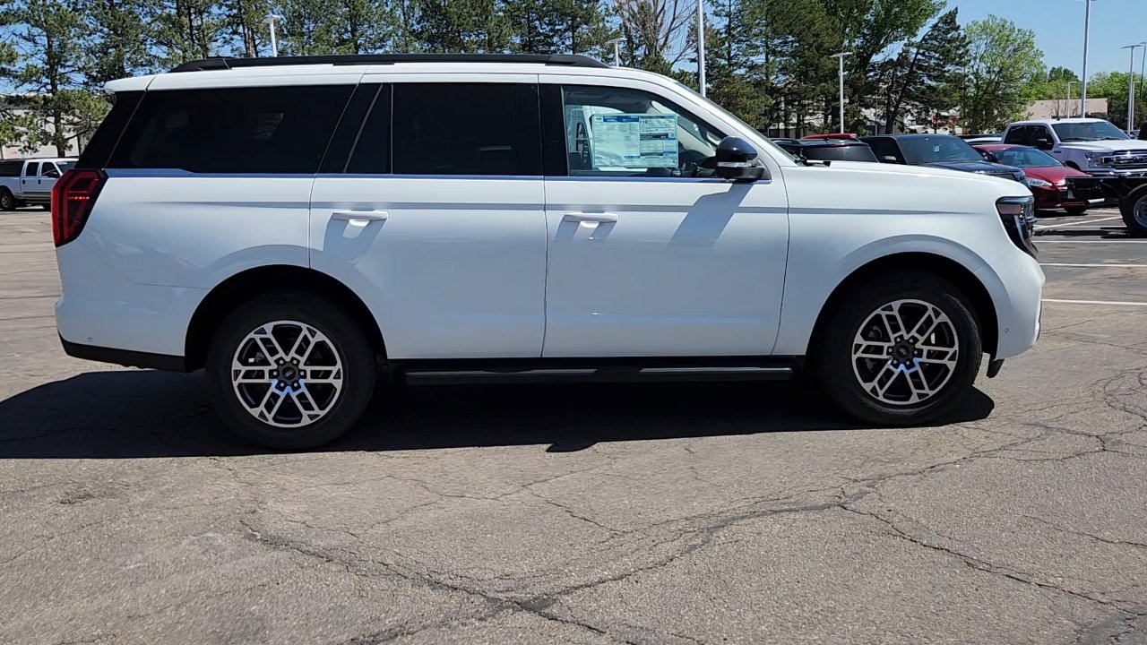 New 2025 Ford Expedition Active image 10