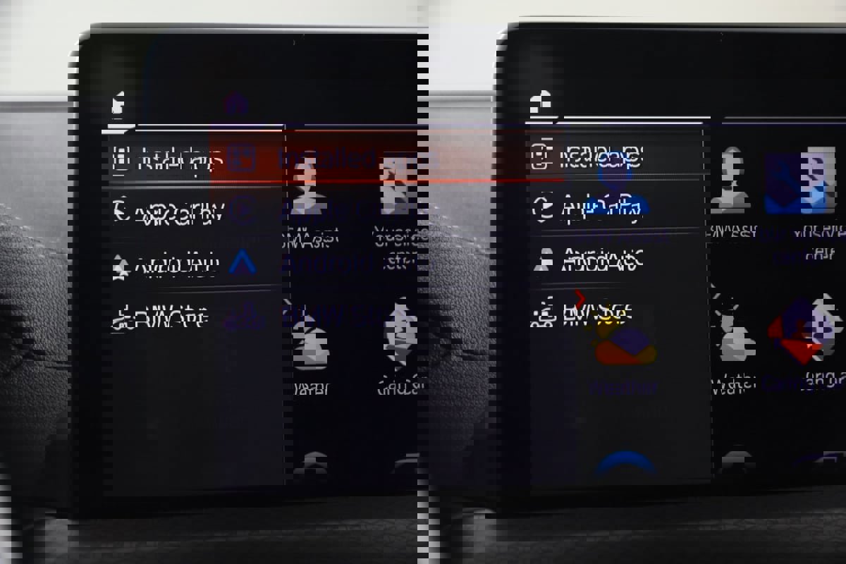 Used 2023 BMW X4 M40i w/ Premium Package image 39