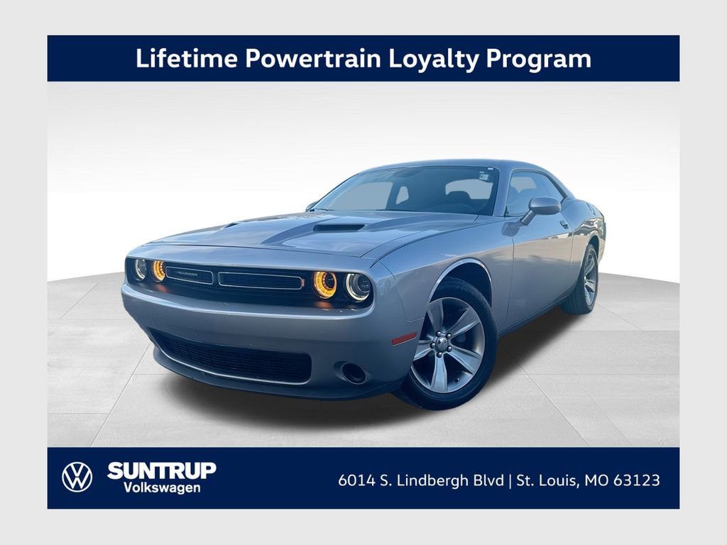 Used 2017 Dodge Challenger SXT