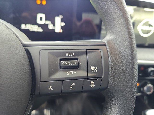 Certified 2025 Nissan Kicks SV image 17