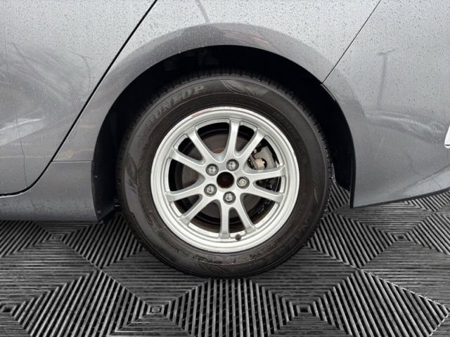 Used 2022 Toyota Prius Prime XLE FWD image 28