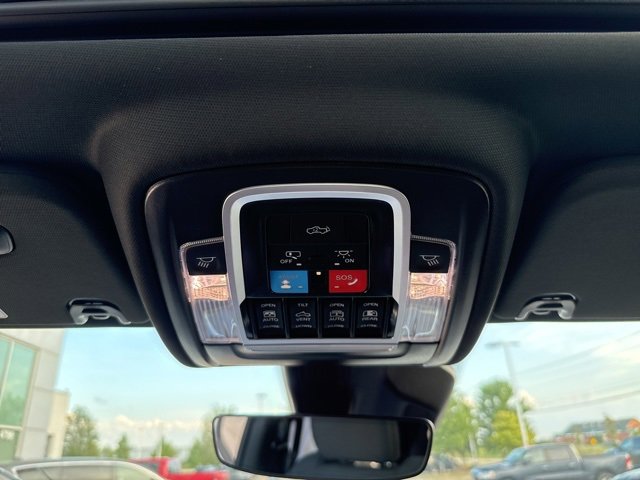 New 2026 RAM 1500 4x4 Crew Cab image 28