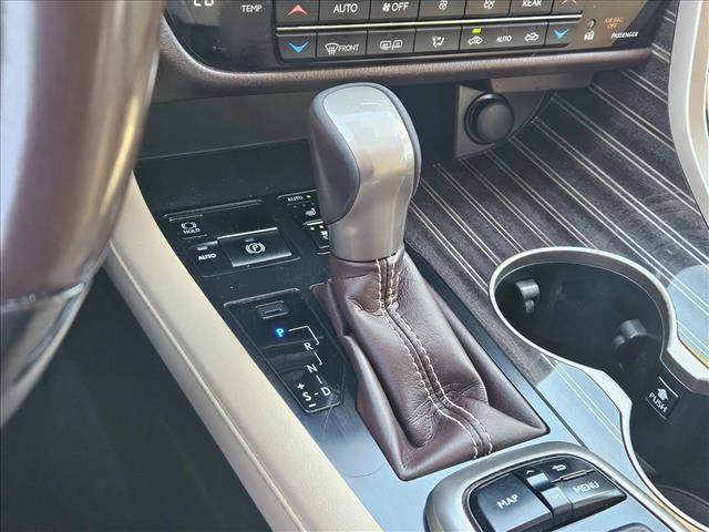 Used 2019 Lexus RX 350L Luxury w/ Accessory Package FWD image 14
