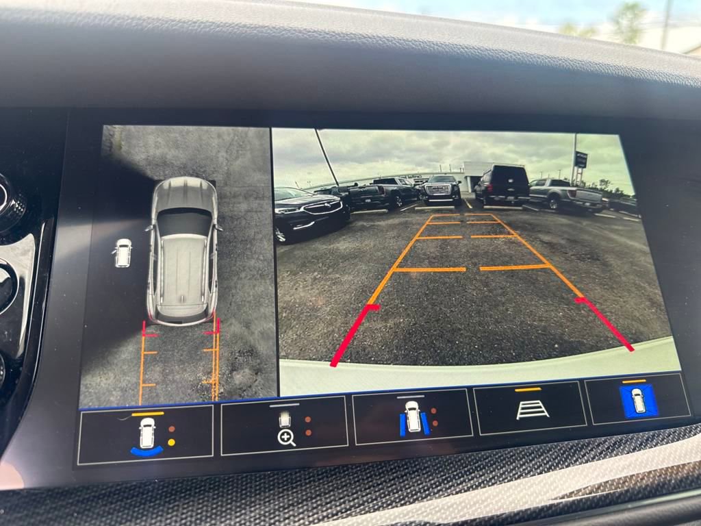 Used 2022 Buick Envision Essence w/ Technology Package I image 24