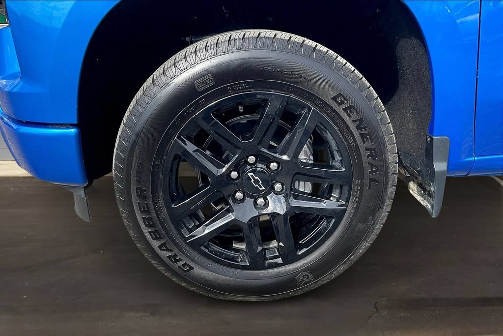 New 2026 Chevrolet Silverado 1500 Custom AWD/4WD image 13