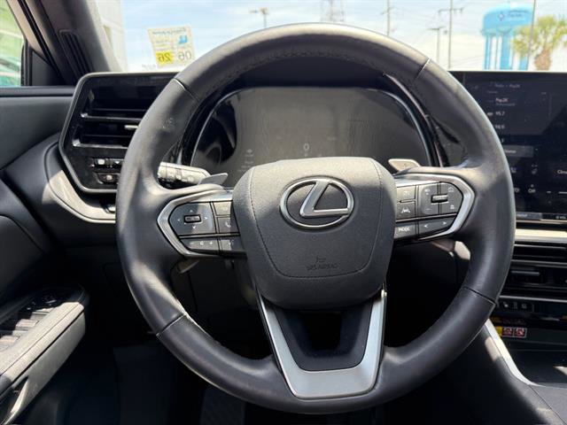 Used 2025 Lexus TX 350 AWD w/ Technology Package image 16