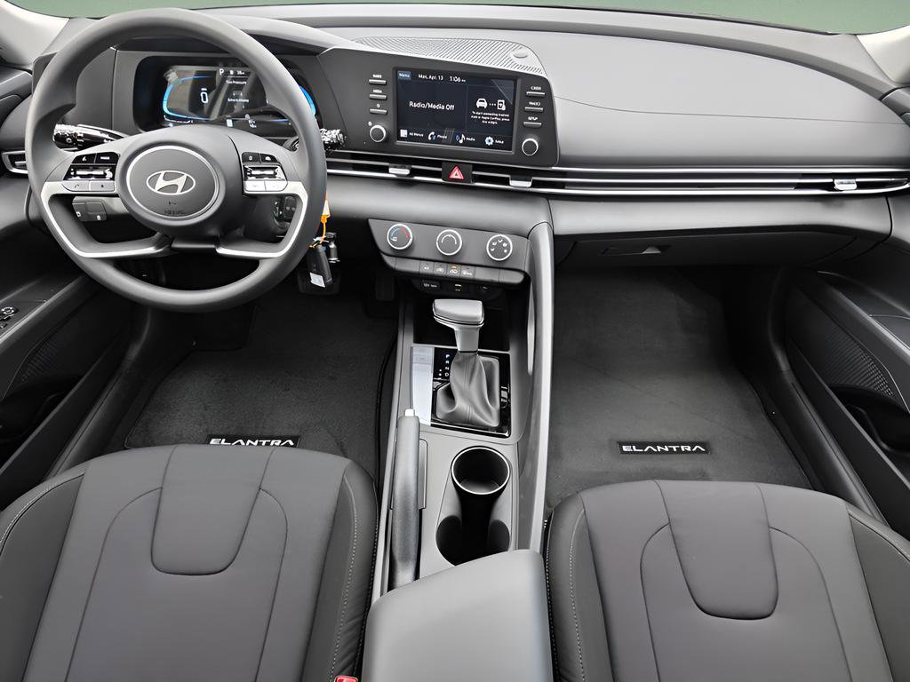 New 2026 Hyundai Elantra SE image 14