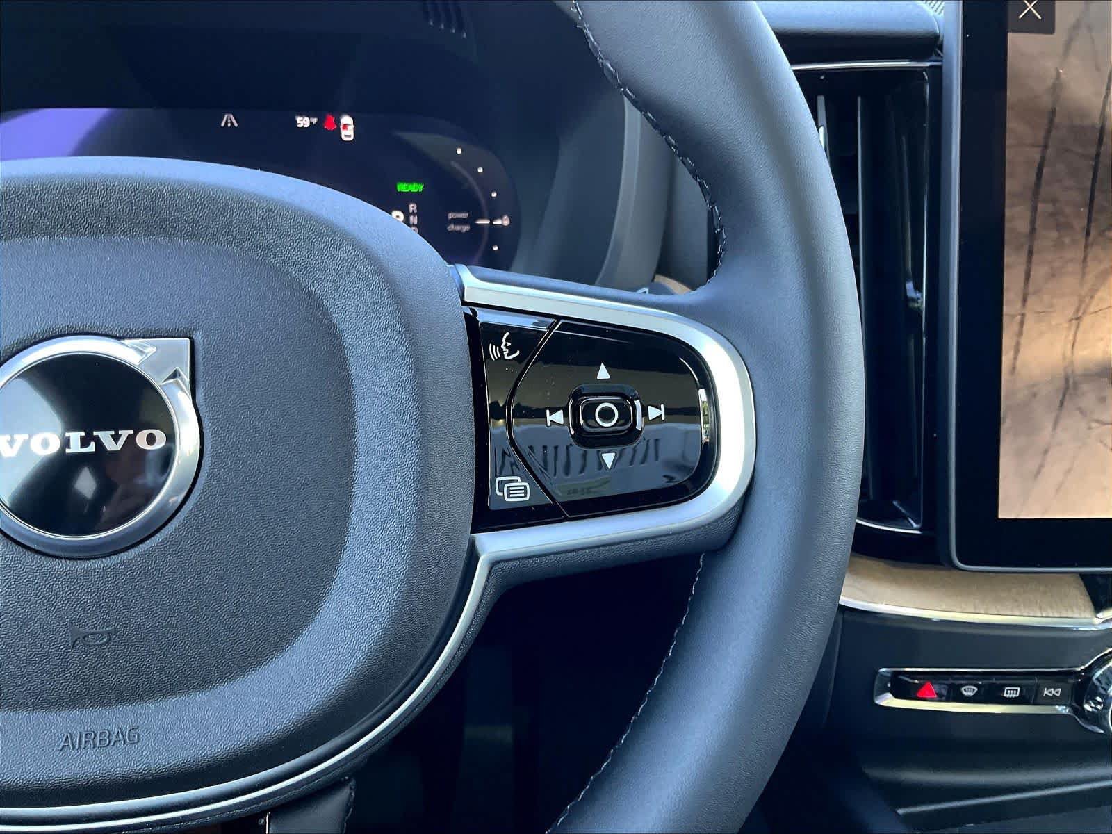 New 2026 Volvo XC60 T8 Plus w/ Climate Package AWD/4WD image 18