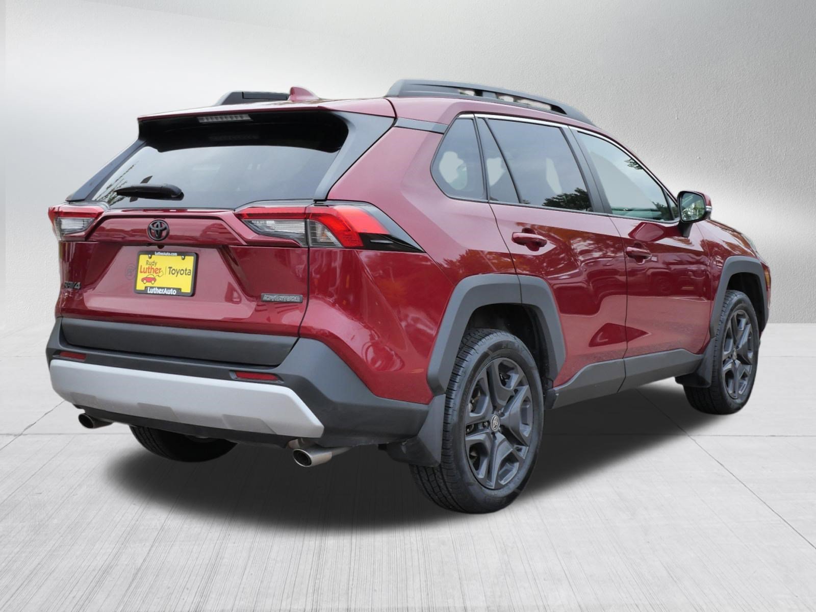 Used 2022 Toyota RAV4 Adventure w/ Convenience Package AWD/4WD image 8