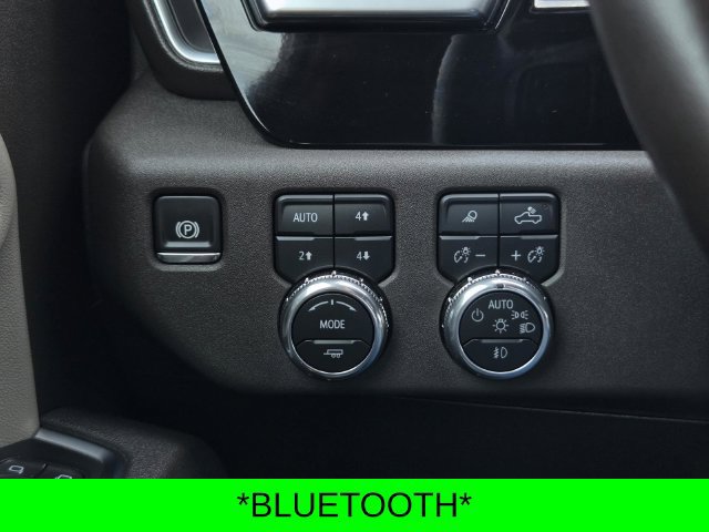 Used 2025 GMC Sierra 2500 SLT w/ SLT Premium Package AWD/4WD image 18