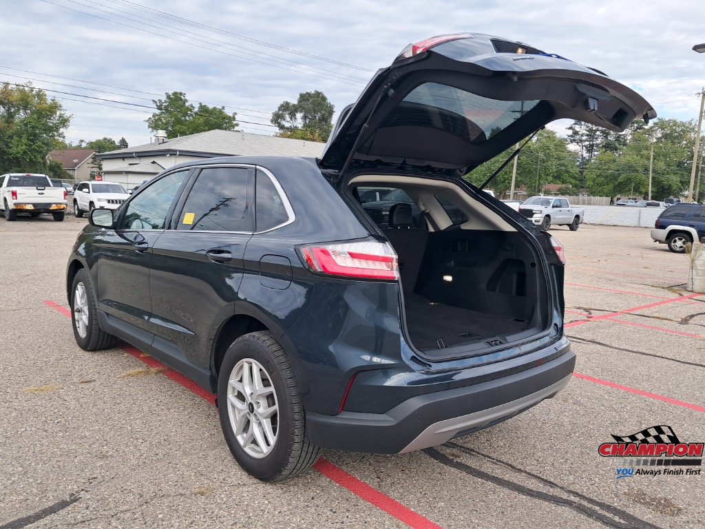 Used 2023 Ford Edge SEL AWD/4WD image 19