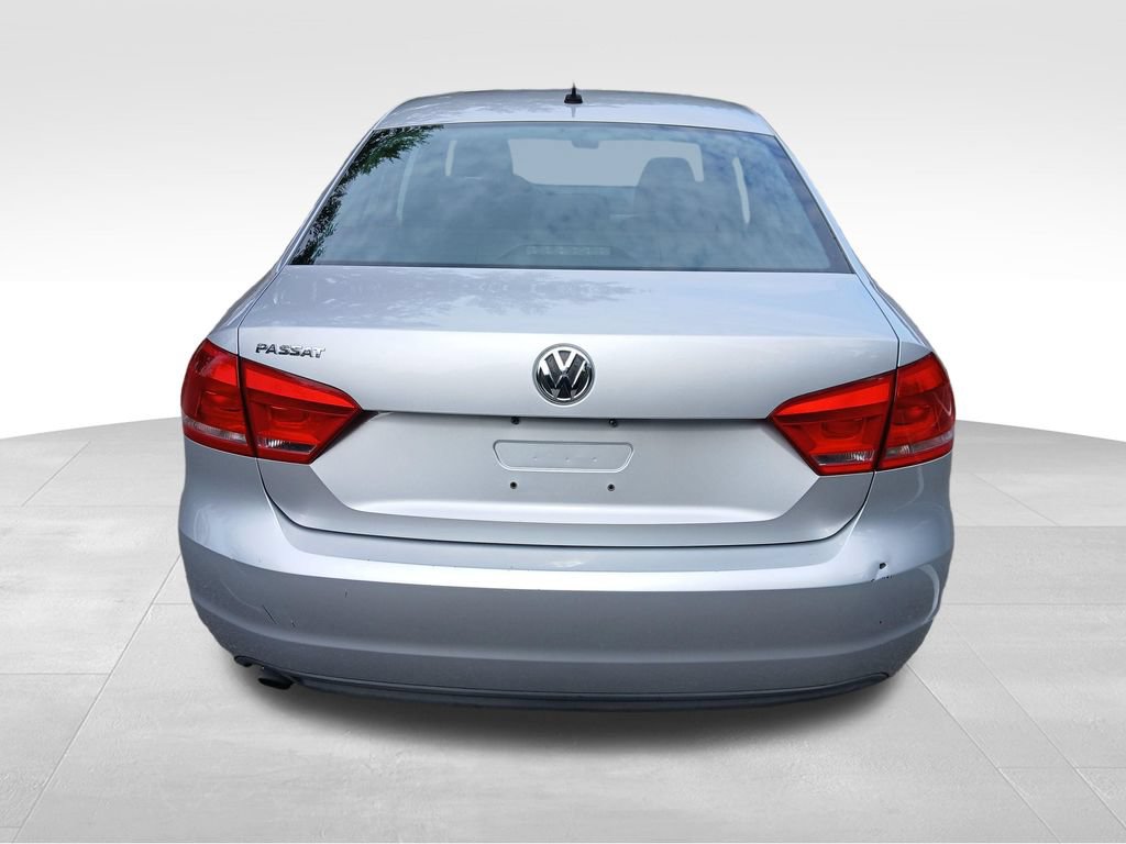 Used 2012 Volkswagen Passat 2.5 S FWD image 4