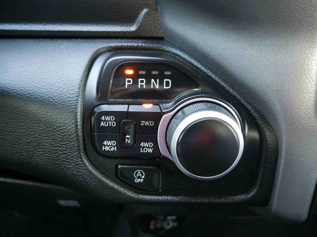 Used 2024 RAM 1500 Big Horn image 34