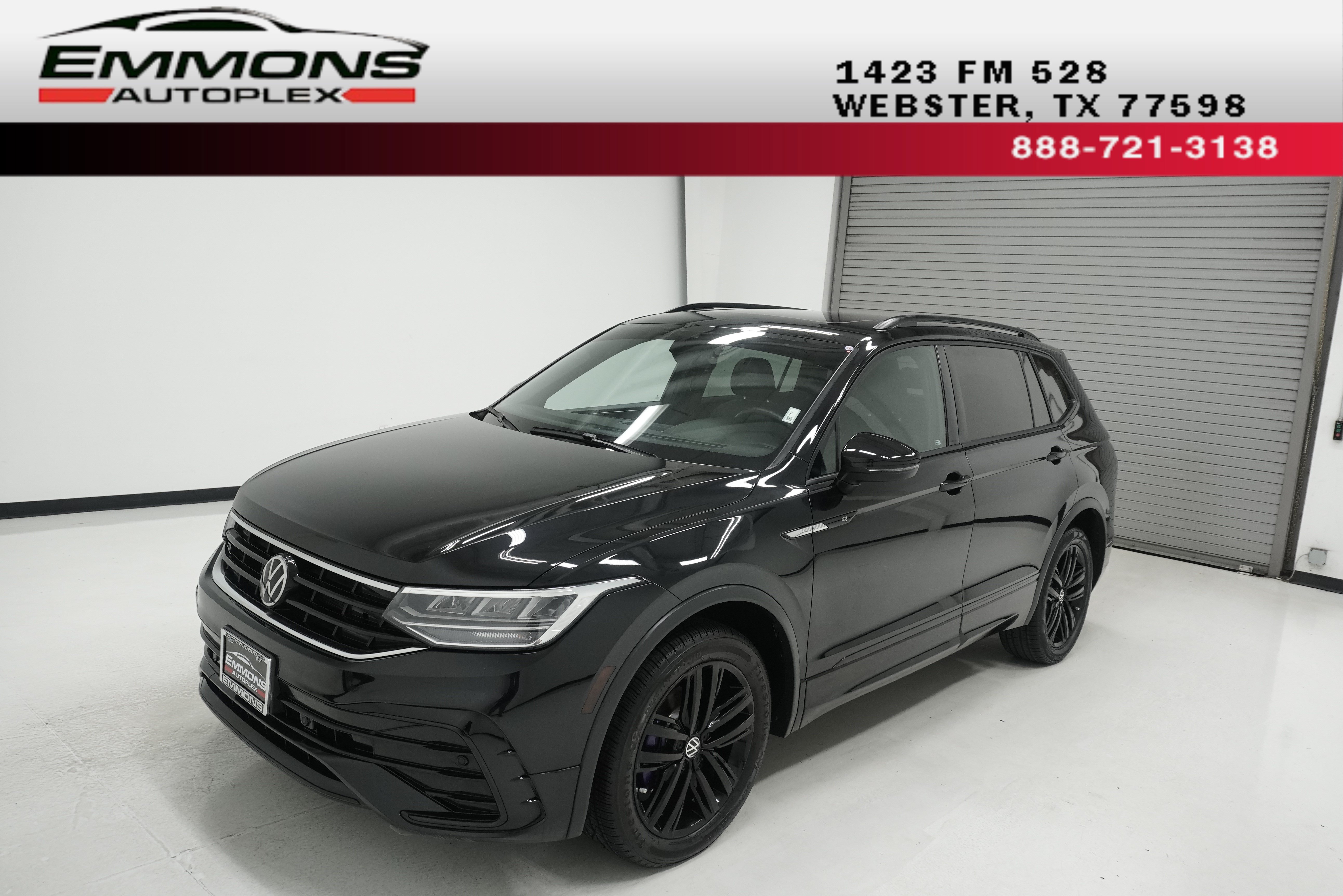 Used 2022 Volkswagen Tiguan SE R-Line AWD/4WD image 1