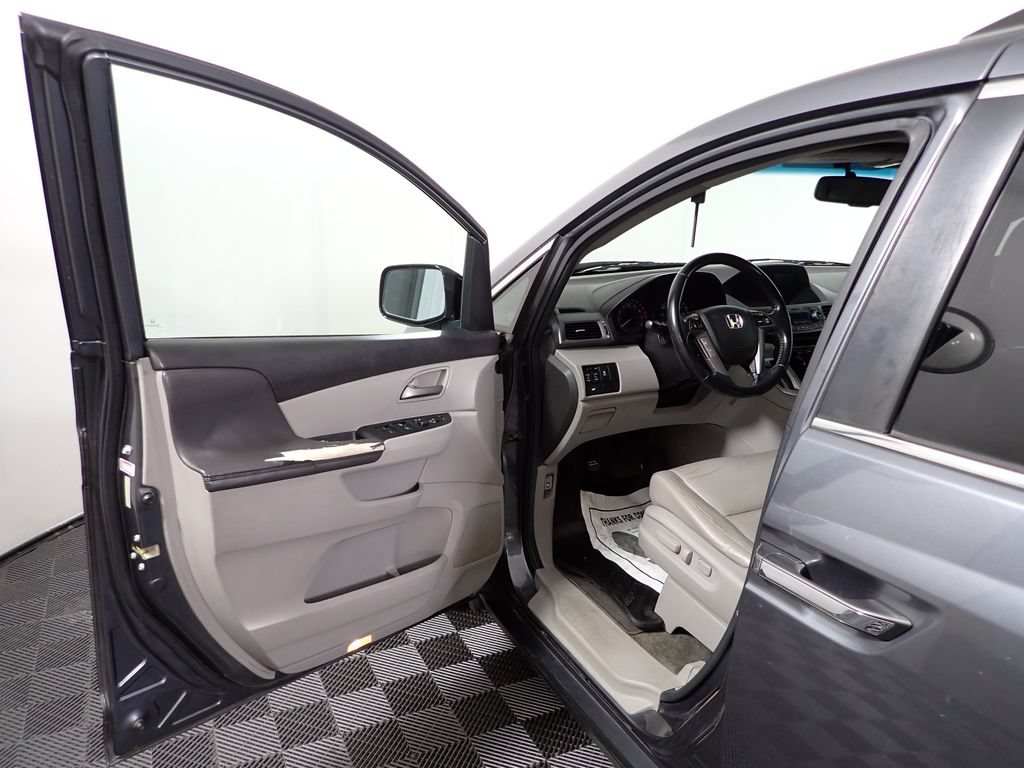 Used 2011 Honda Odyssey EX-L image 17