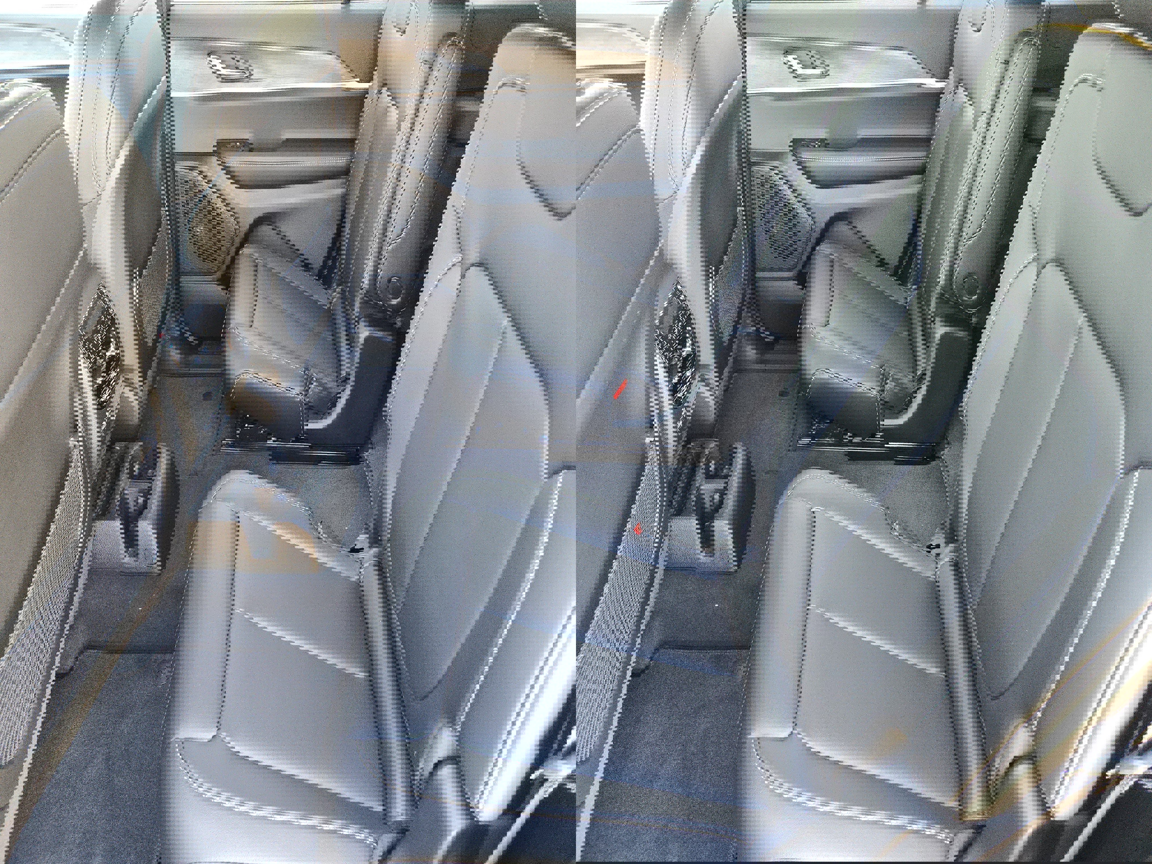 New 2025 Jeep Grand Cherokee L Limited w/ Black Appearance Package image 21