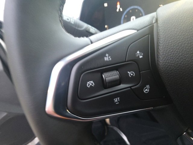 Used 2026 Chevrolet Trax ACTIV w/ Sunroof Package image 15