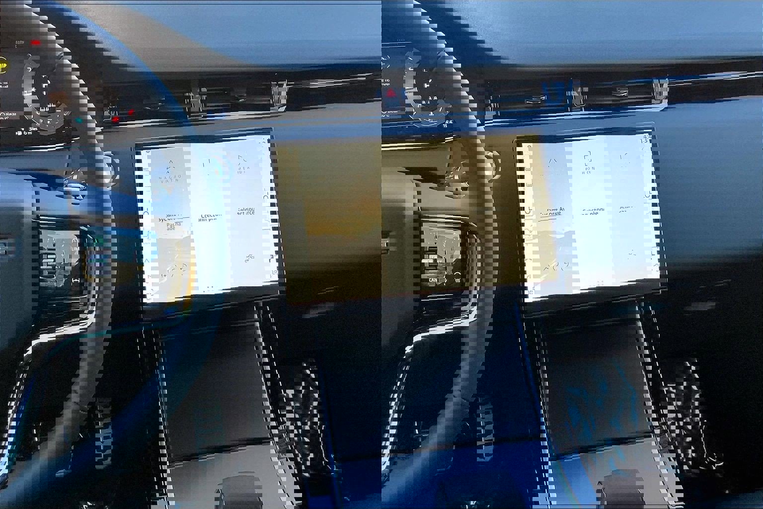 New 2026 Land Rover Range Rover Evoque Dynamic SE image 8