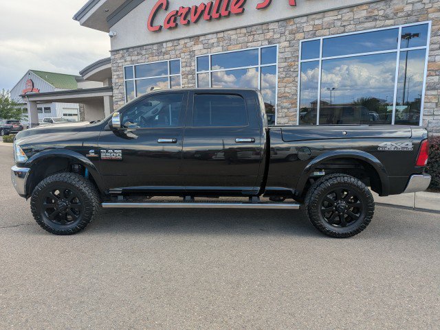 Used 2018 RAM 2500 SLT w/ Luxury Group AWD/4WD image 2