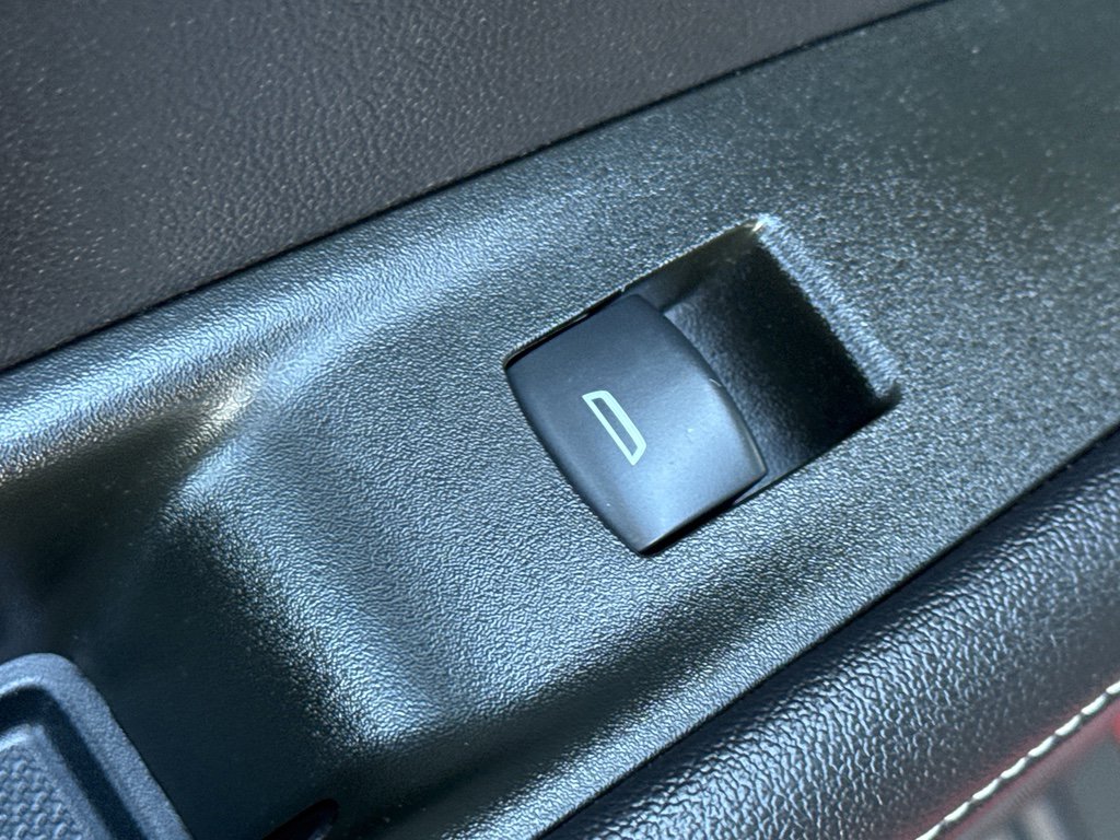 Used 2023 Chevrolet Blazer LT w/ Driver Confidence Package image 30