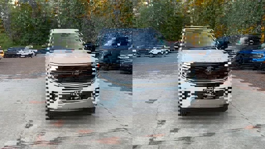 New 2025 Ford Expedition Platinum w/ Platinum Ultimate Package image 9