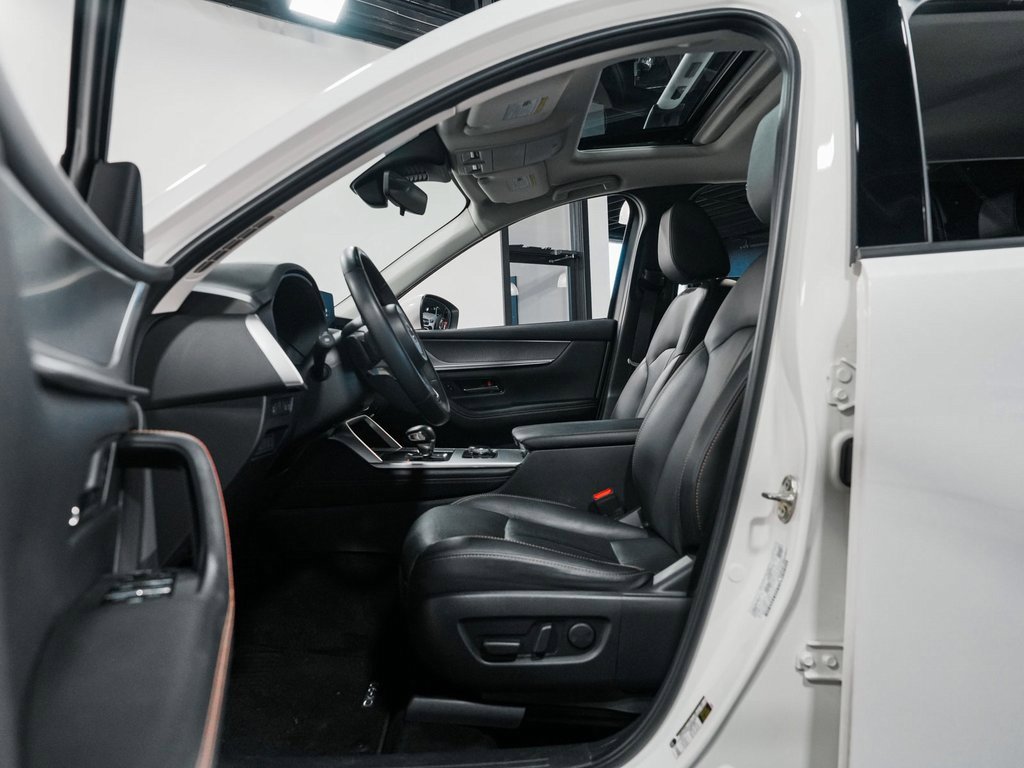 Used 2024 MAZDA CX-90 3.3 Turbo w/ Preferred Plus image 30