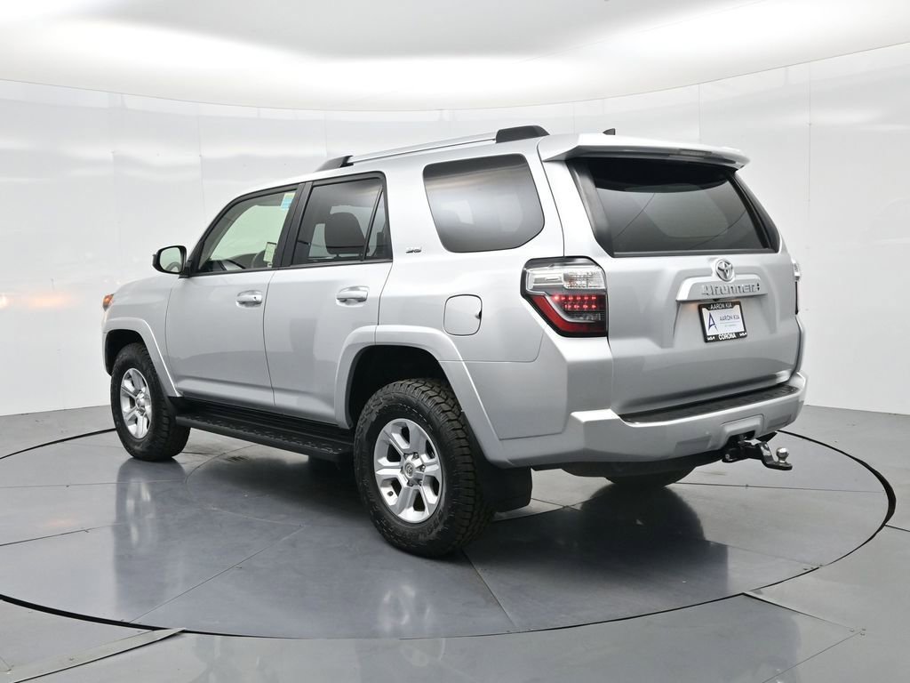 Used 2021 Toyota 4Runner SR5 image 5