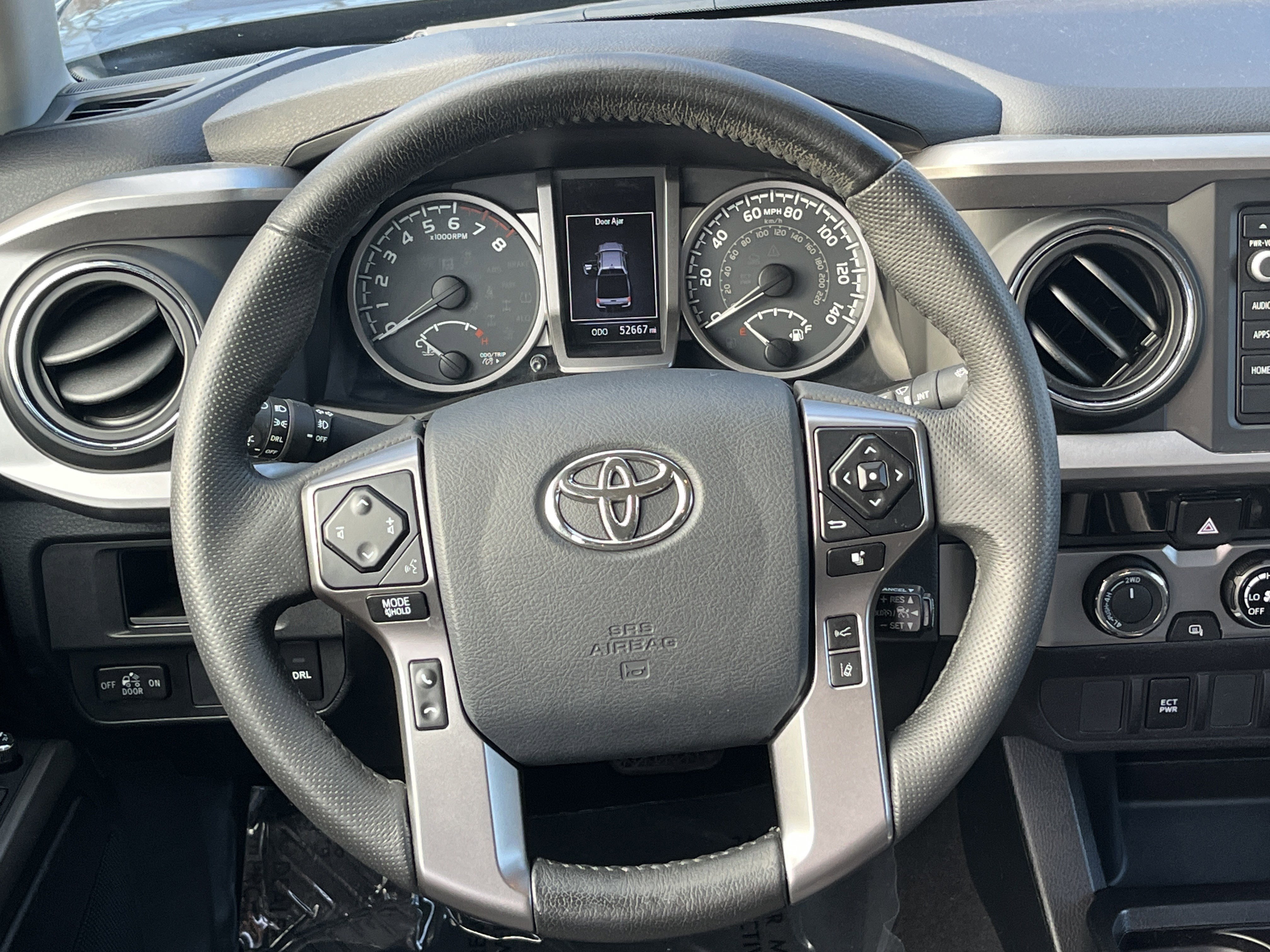 Used 2018 Toyota Tacoma SR5 image 22