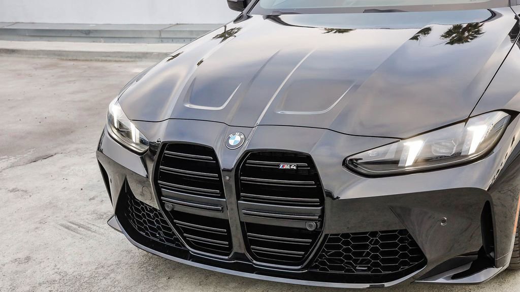 Used 2026 BMW M4 Coupe w/ Executive Package RWD image 6
