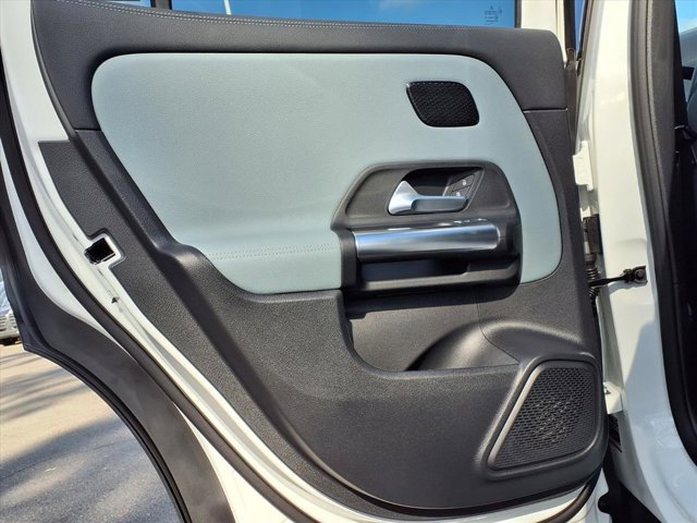 New 2026 Mercedes-Benz GLA 250 image 16