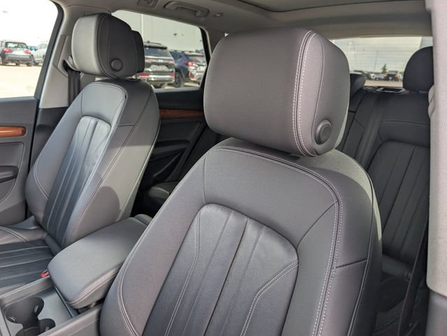 Used 2023 Audi Q5 2.0T Premium Plus AWD/4WD image 9