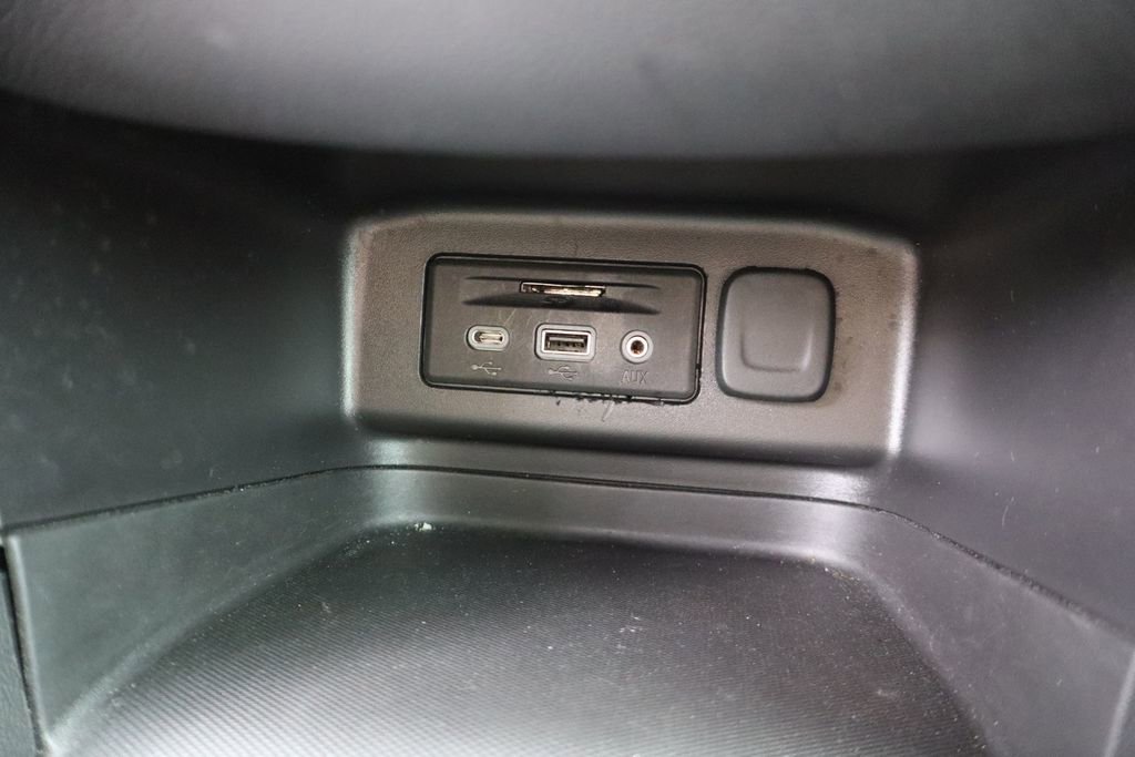 Used 2024 Chevrolet Equinox LT image 24