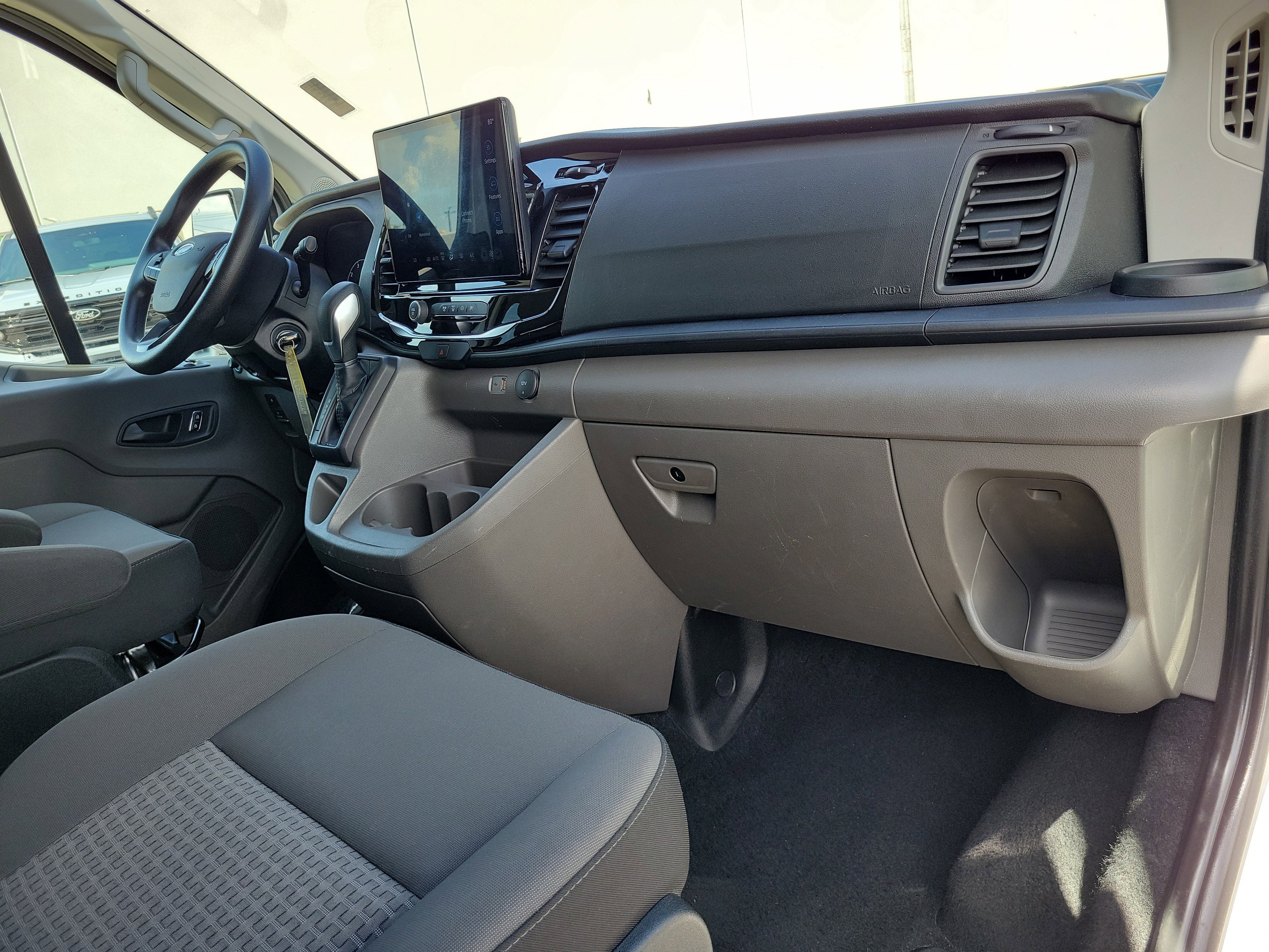 Used 2024 Ford Transit 350 XLT RWD image 19